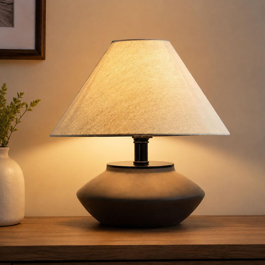 Genecore Farmhouse Ceramic Table Lamp – Black Base, Linen Shade